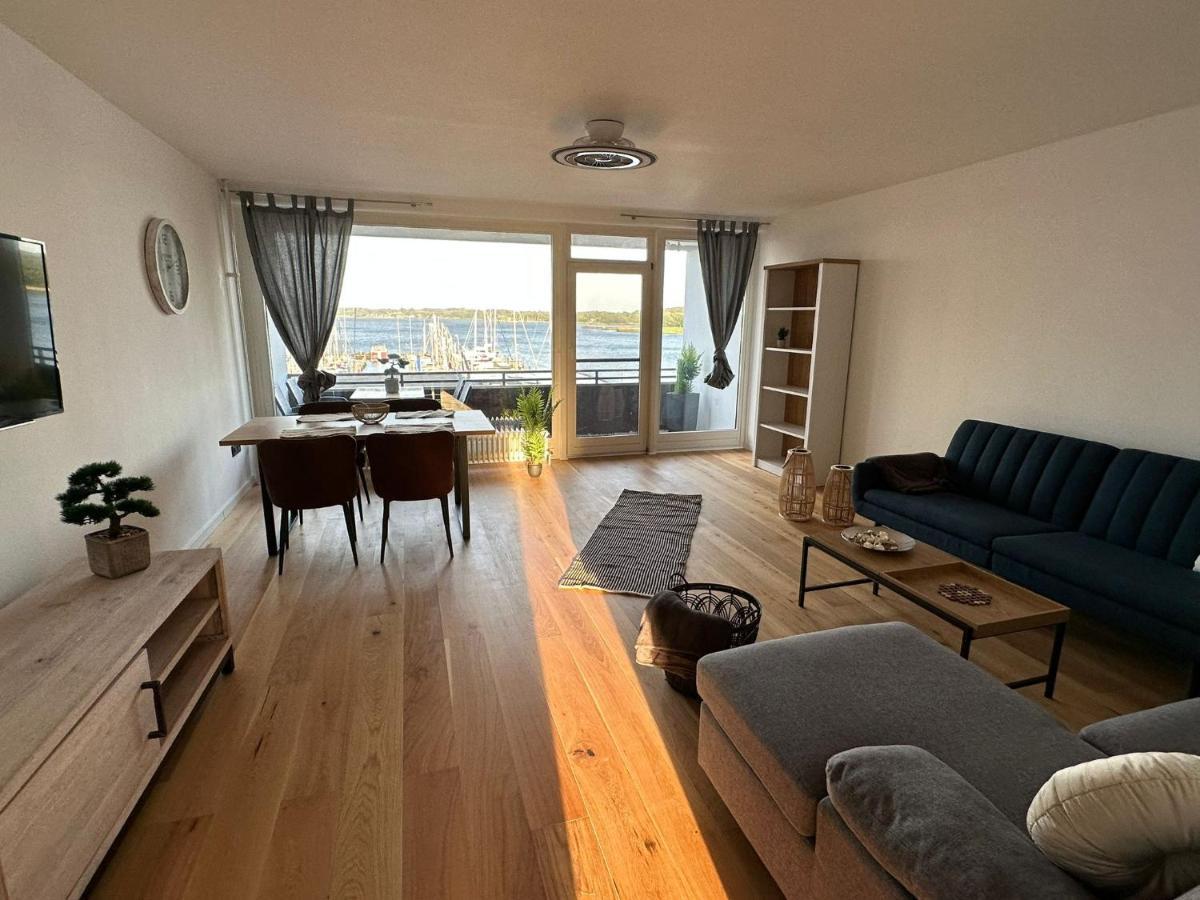 Ferienwohnung Wiking Yachthafen - Schleiblick Schleswig Exterior foto